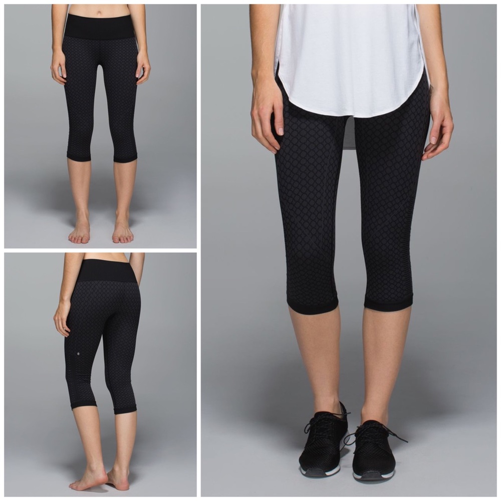 Lululemon In The Flow Crop II Heathered Deep Coal Knit Geo Print